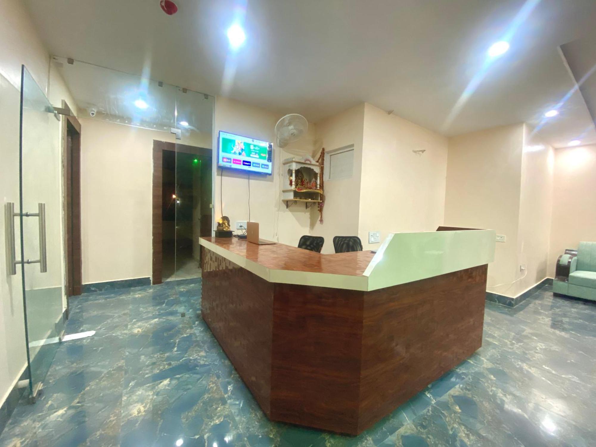 Ramalayam Inn Ayodhya Exterior foto